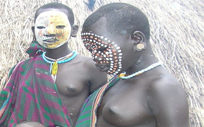Tribu Surma, Parc National Du Gambela